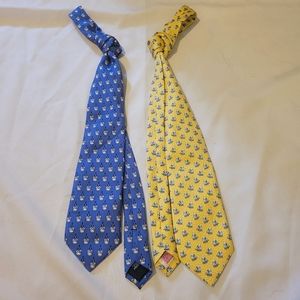 2 Vineyard Vines Ties 100% Silk